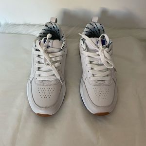 Champions men shoes white